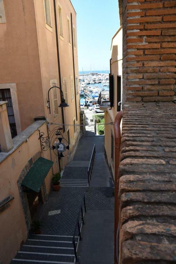 Le Stanze Del Borgo Hotel เน็ตตูโน ภายนอก รูปภาพ
